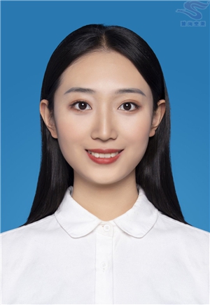 李梓晗.jpg